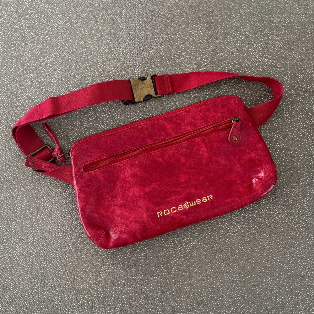 Roca Wear- Red Leather Crossbody Waist Bag Y2K 2000’s